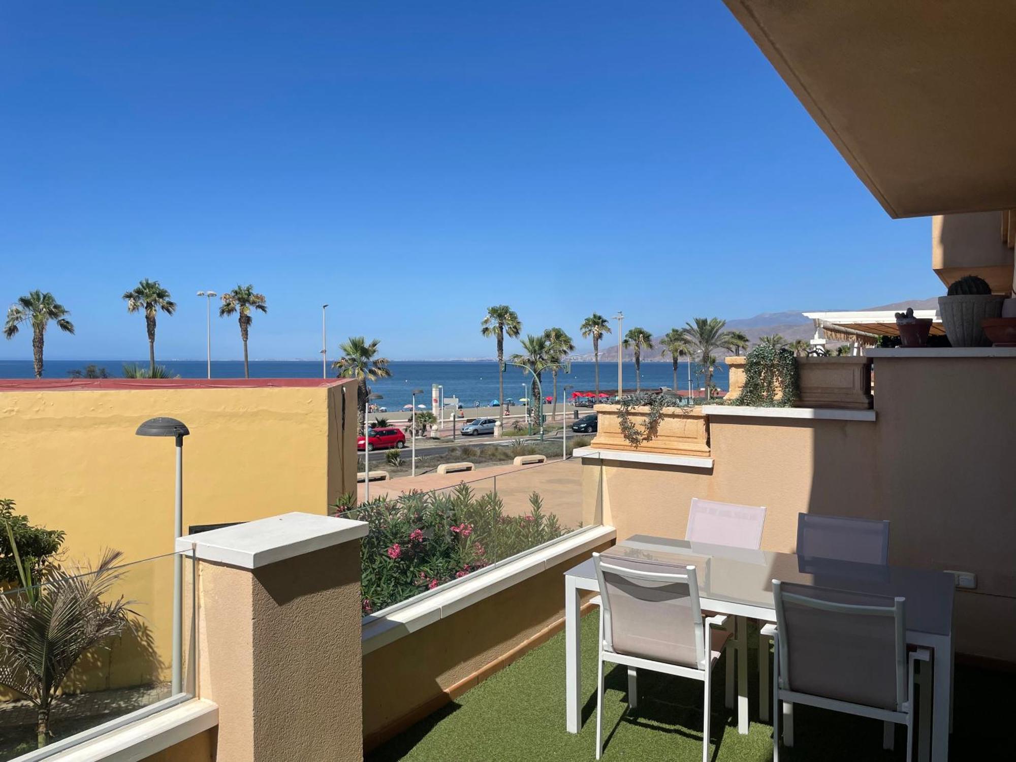 Apartamento 3 Home Suites Almeria Exterior photo